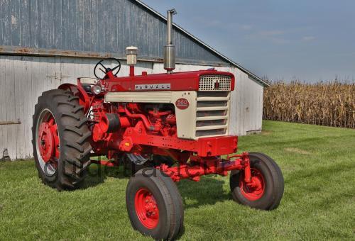 Farmall 560 avis et fiche technique