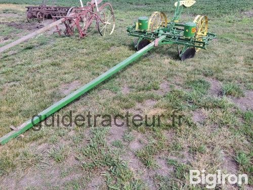 John Deere 999 fiche technique et avis